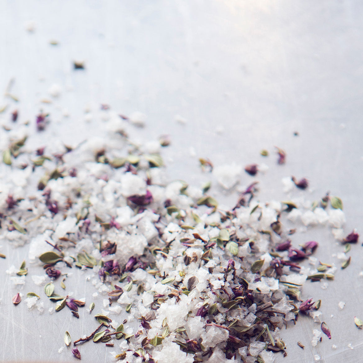 Wildes Meersalz mit Thymian aus Island - 80g Kräuter-Salz Premium